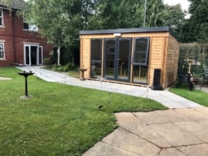 aldergrove manor care home