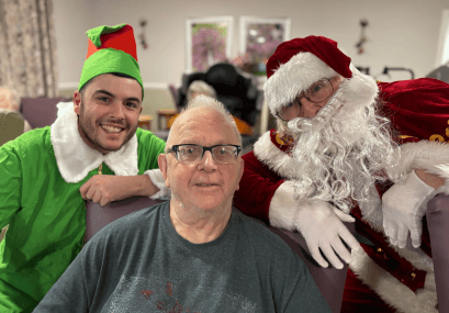 Festive Activities for Seniors in Nursing Homes